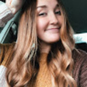 Meet your Posher, Carli